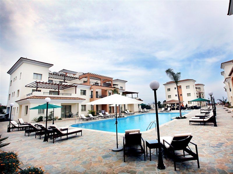 Oracle Exclusive Resort Pafos Exterior foto